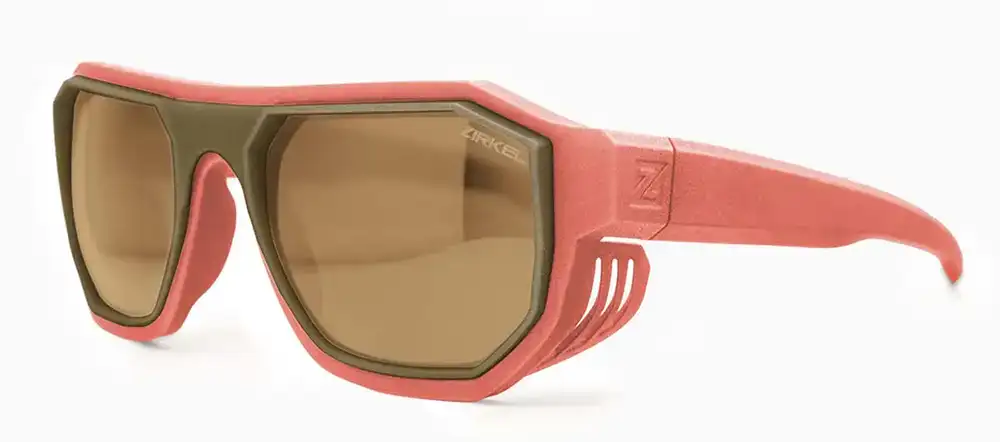 Zirkel Optics Sawtooth with warm-tone lens designed for changing light conditions